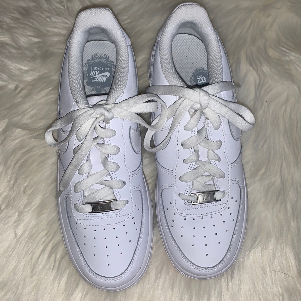 Nike, unisex, size 6.5